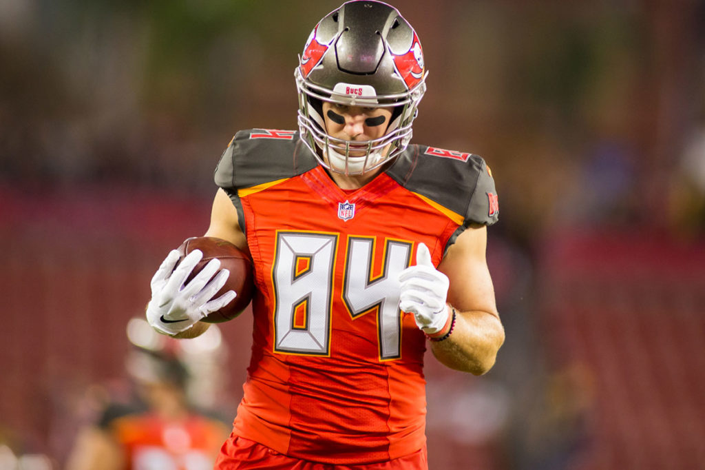 Bucs Te Cam Brate