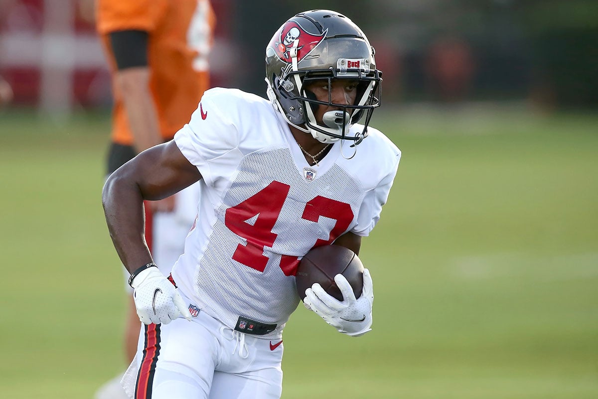 Bucs Rb Raymond Calais
