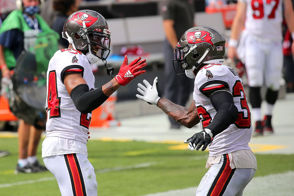 Bucs Cb Carlton Davis Iii And S Jordan Whitehead