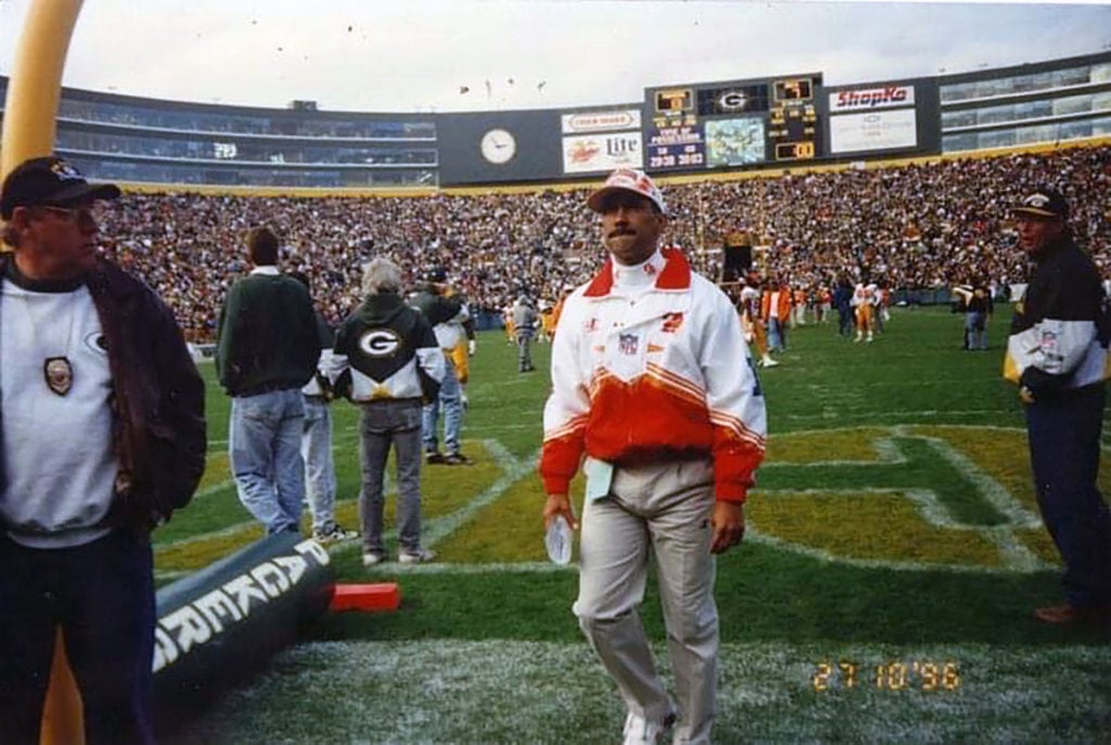 Time Change: Tony Dungy Joins The Pewter Report Podcast Today At 5:30Pm Et 3 Former Bucs Hc Tony Dungy