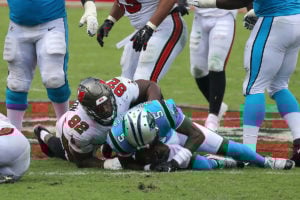 Bucs Briefing: Week 2 Bucs-Panthers Film Review 6 Bucs De Will Gholston
