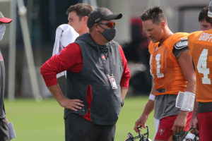 Bucs Monday Mailbag: Brown Bunking With Brady; Trade Deadline Deals? 2 Jasonl