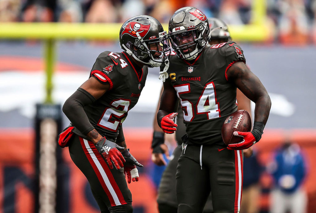 Bucs Cb Carlton Davis And Lb Lavonte David