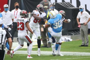 The Hook: Bucs' First Quarter Unit Report Cards And Mvps 9 Bucs Lb Lavonte David, Bucs S Antoine Winfield, Jr. And Chargers Rb Austin Ekeler