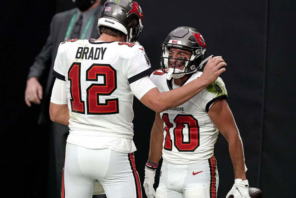 Bucs Qb Tom Brady And Wr Scotty Miller