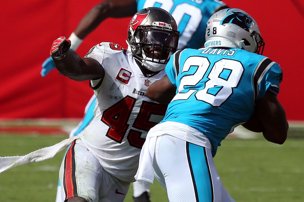 Bucs Ilb Devin White And Panthers Rb Mike Davis