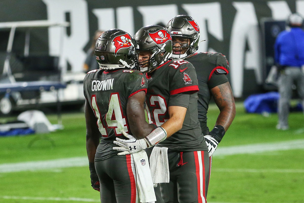 Bucs Wr Chris Godwin And Qb Tom Brady