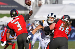 4 Moves The Bucs Could Make At Nfl Trade Deadline 4 Free Agent Olb Clay Matthews