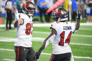 Bucs Te Rob Gronkowski And Wr Chris Godwin