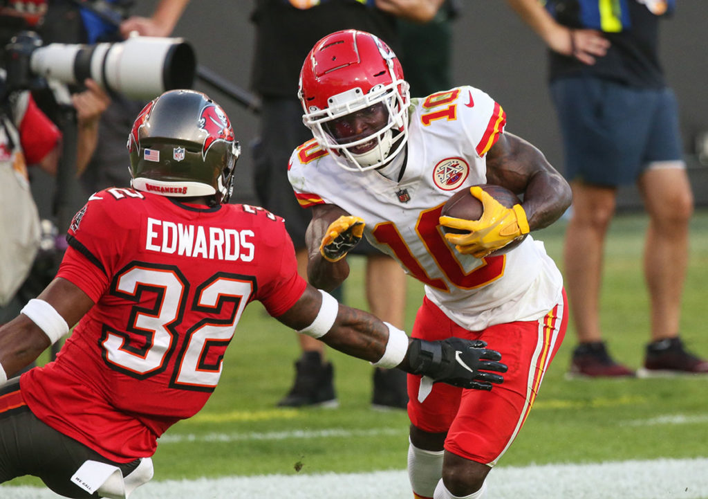 Bucs Safety Mike Edwards