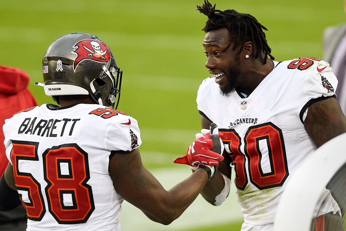 Bucs Edge Defenders Shaquil Barrett And Jason Pierre-Paul