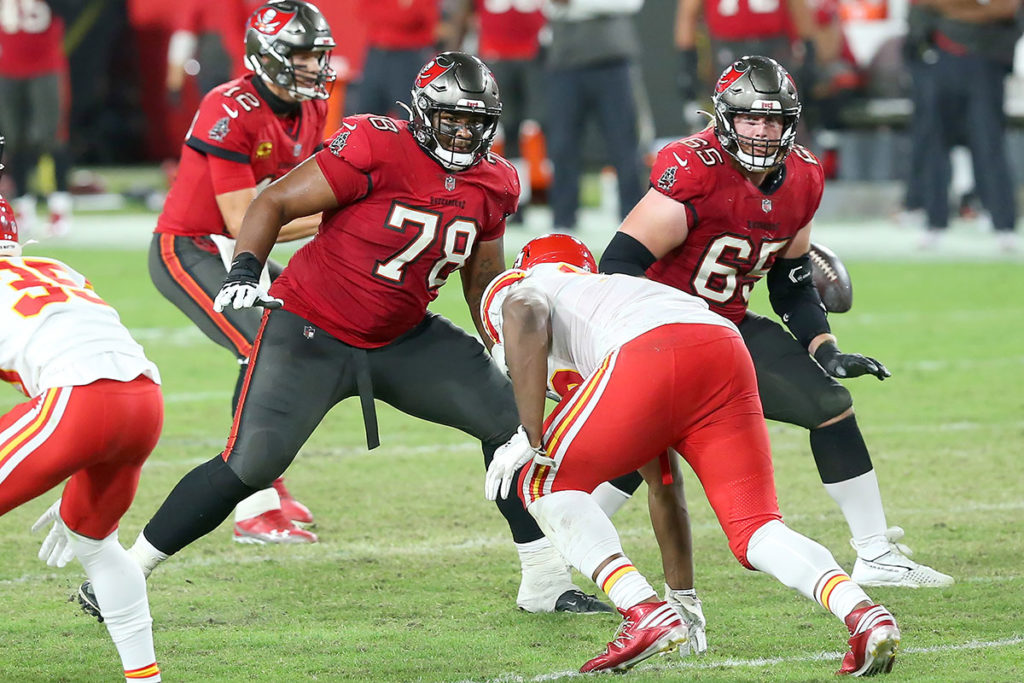 Bucs Rt Tristan Wirfs And Rg Alex Cappa