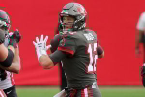 Sr'S Fab 5: Shining Licht Leads The Bucs Back To The Playoffs 8 Bucs Qb Tom Brady