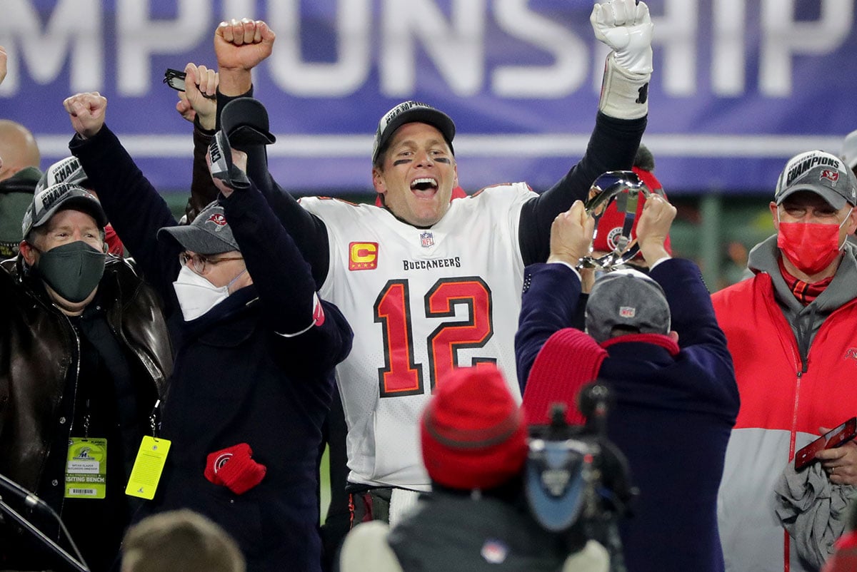 tom brady red jersey