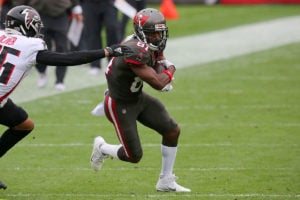 2-Point Conversion: Evans Makes History Before Knee Injury In Bucs' Win 6 Bucs Wr Antonio Brown