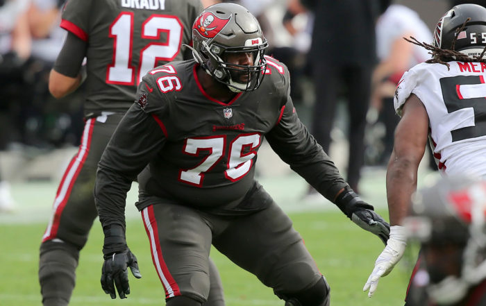 Bucs Lt Donovan Smith Contract Extensions