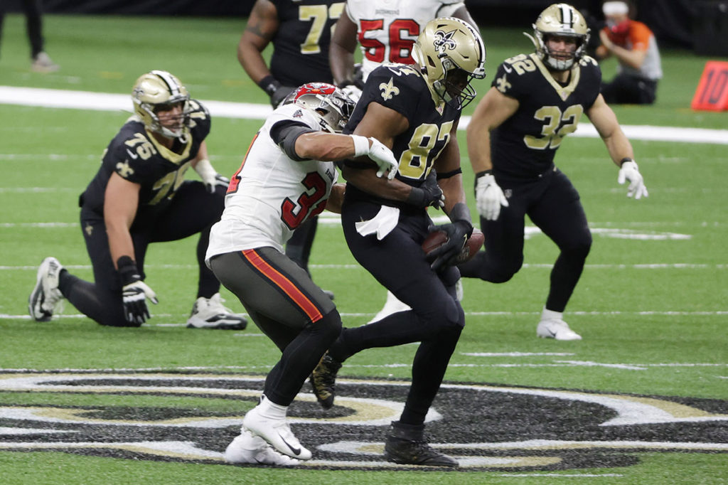 Bucs S Antoine Winfield, Jr. And Saints Te Jared Cook