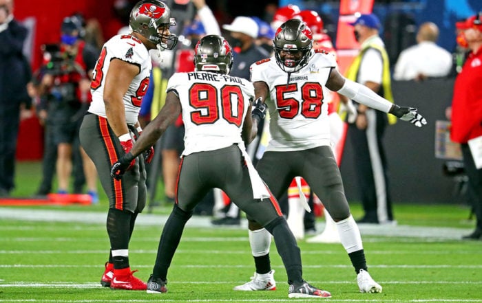 Bucs Olbs Shaquil Barrett Andjason Pierre-Paul And Dt Ndamukong Suh