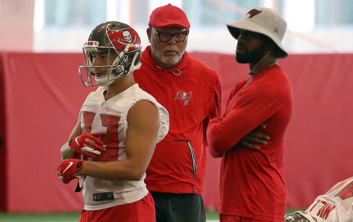 Bucs Offensive Assistant Antwaan Randle-El And Head Coach Bruce Arians