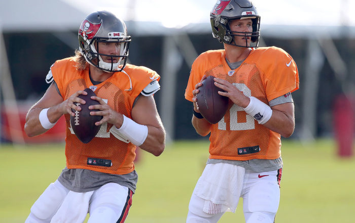 Bucs Qbs Blaine Gabbert And Tom Brady
