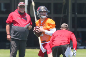 Bucs' Arians Has No Set Plans For Retiring 2 Bruce Arians And Qb Kyle Trask