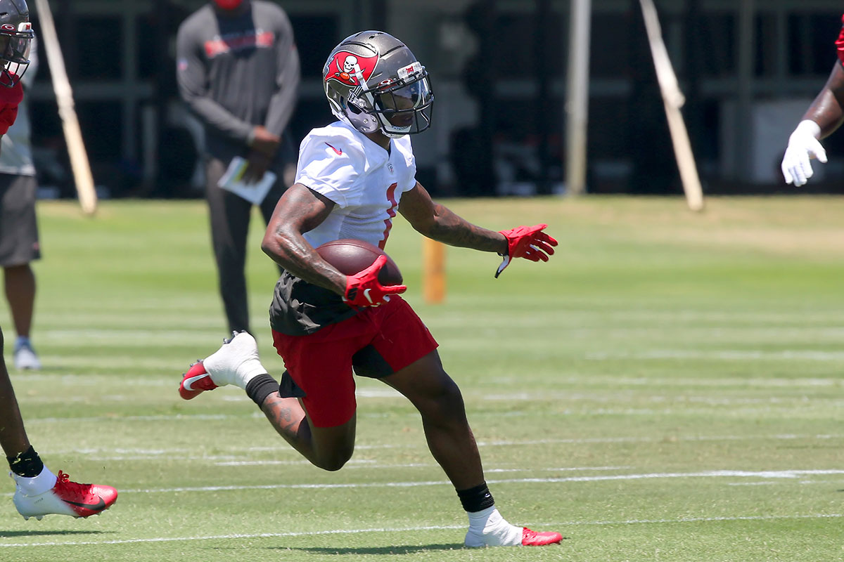 Bucs Wr Jaelon Darden Coach Bruce Arians