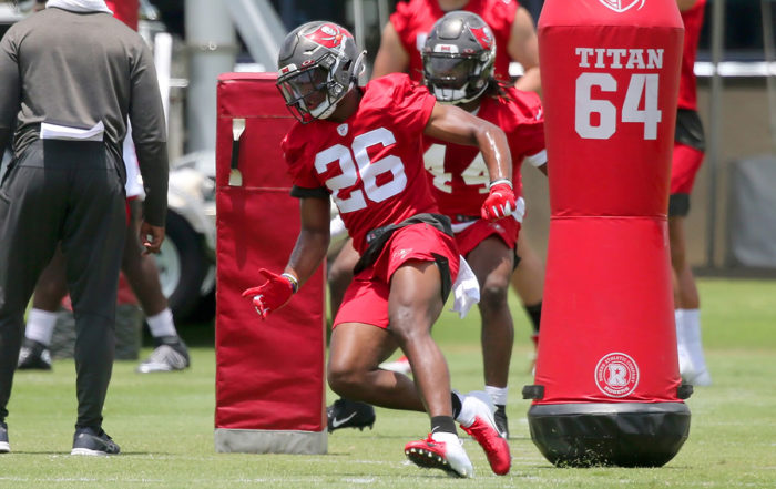 Bucs Cb Cameron Kinley