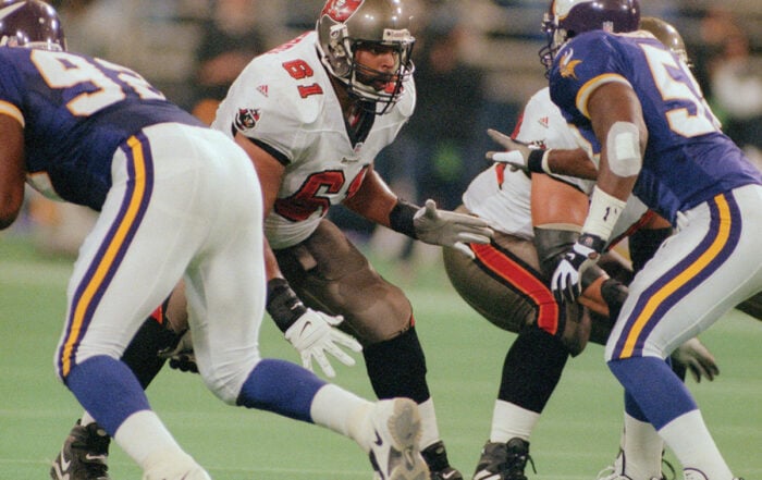 Former Bucs C Tony Mayberry