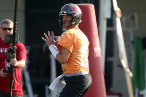 Bucs Qb Brady Frustrated After &Amp;Quot;Real Sh*Tty Practice&Amp;Quot; 3 Bucs Qb Tom Brady