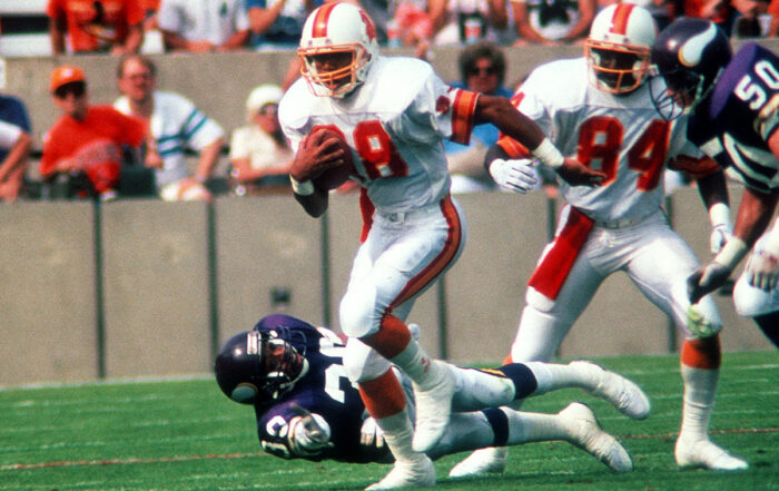 Former Bucs Wr Mark Carrier