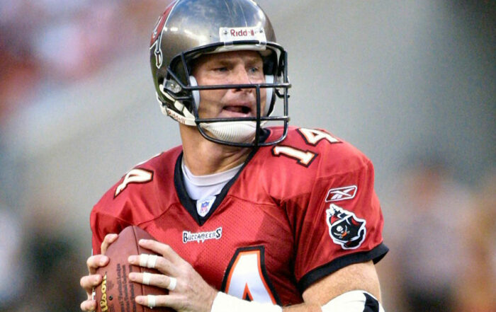 Former Bucs Qb Brad Johnson