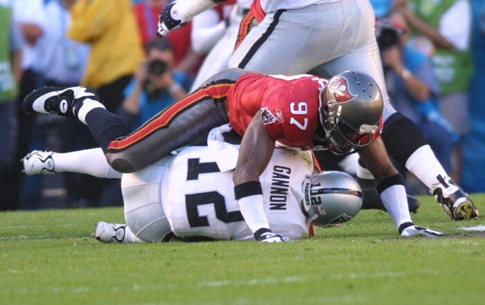 Former Bucs De Simeon Rice