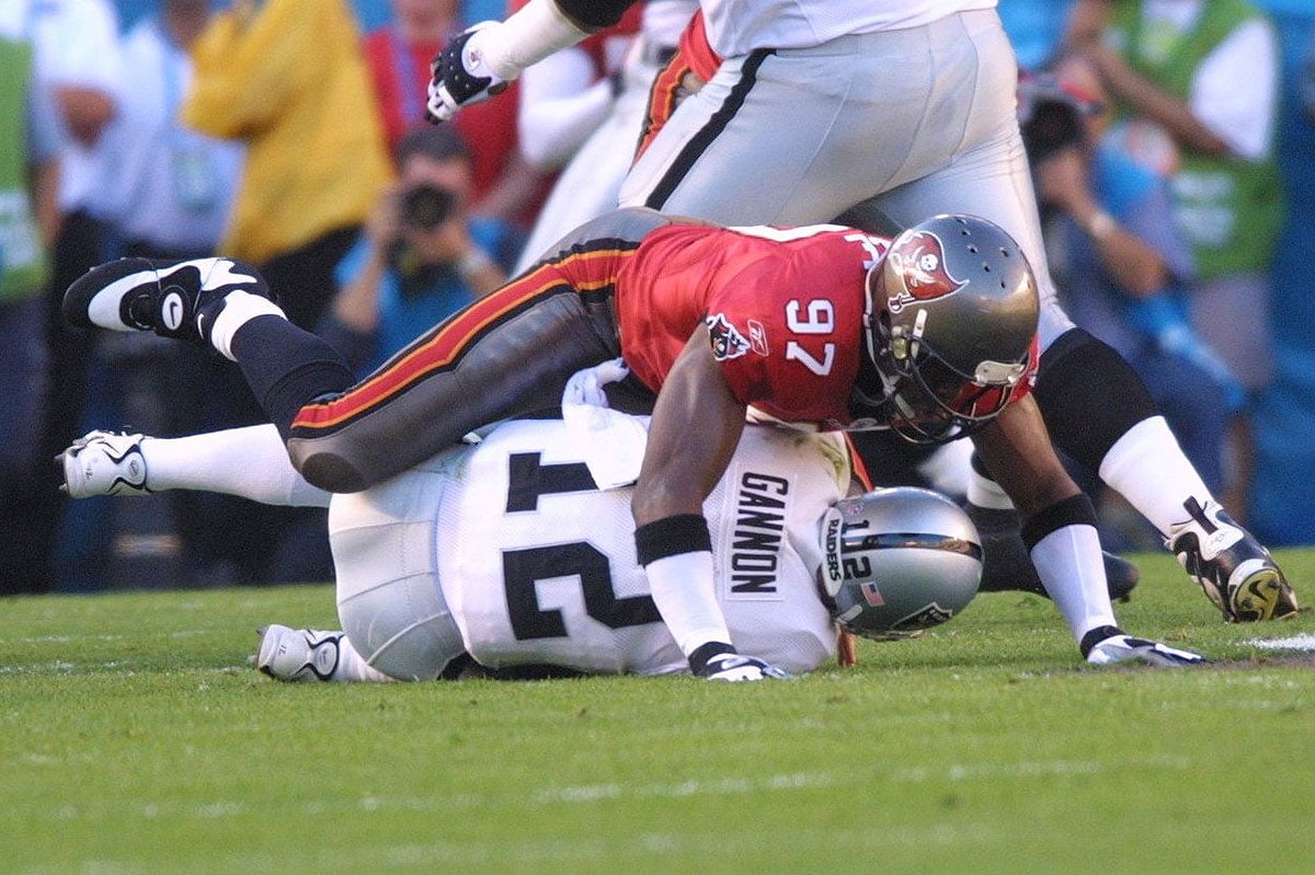 Former Bucs De Simeon Rice