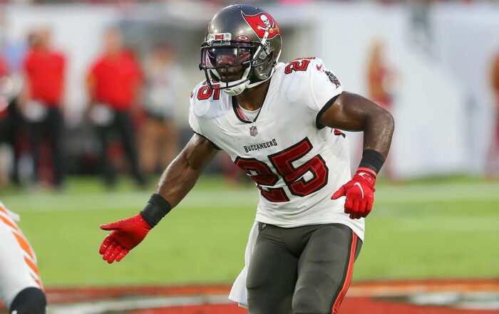 Bucs Rb Giovani Bernard