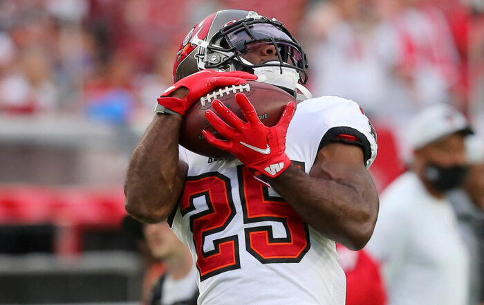 Bucs Rb Giovani Bernard