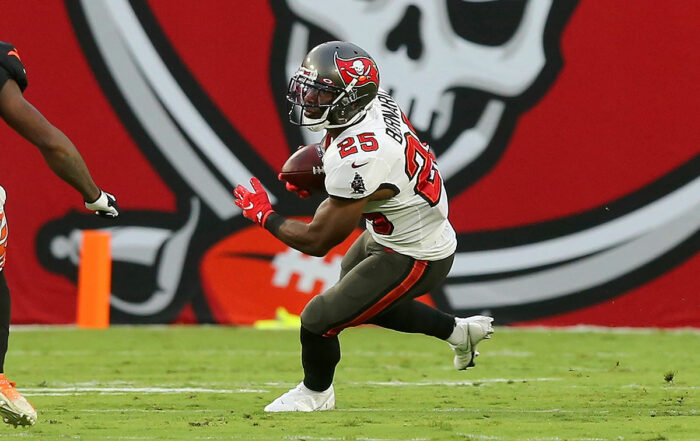 Bucs Rb Giovani Bernard