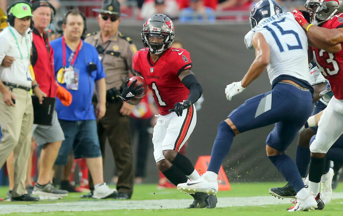 Bucs Wr-Pr Jaelon Darden
