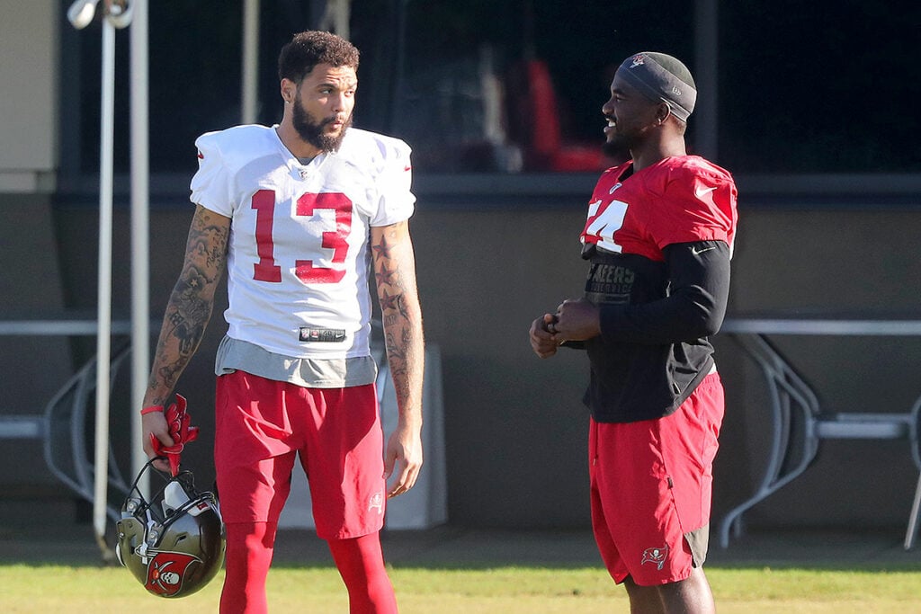 Bucs Ilb Lavonte David And Wr Mike Evans
