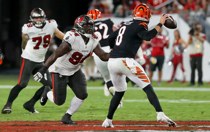 Bucs Dt Khalil Davis