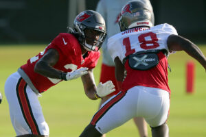 Bucs Cbs Antonio Hamilton And Wr Tyler Johnson