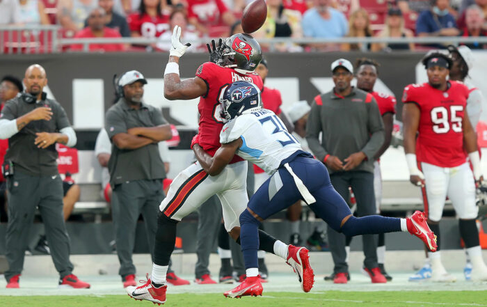 Bucs Te O.j. Howard