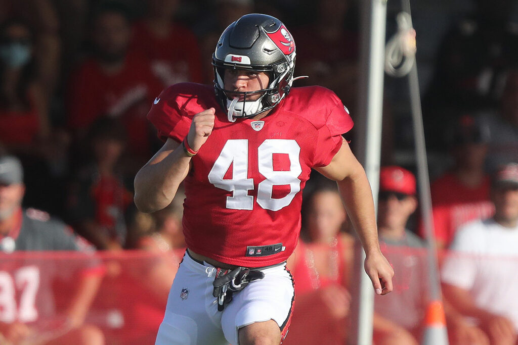 Bucs Ilb Grant Stuard