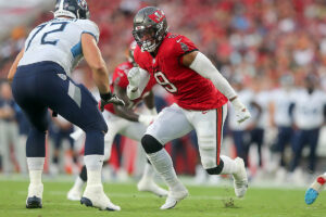 Pewter Preview And Predictions: Bucs Vs. Dolphins 4 Bucs Olb Joe Tryon-Shoyinka