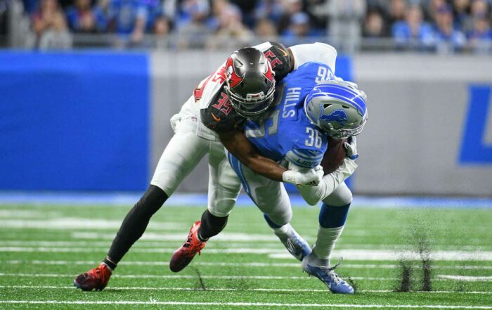 Bucs S Andrew Adams