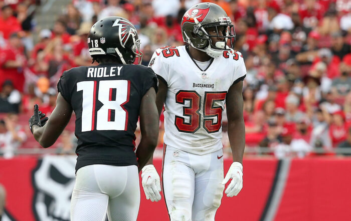 Bucs Cb Jamel Dean And Falcons Wr Calvin Ridley