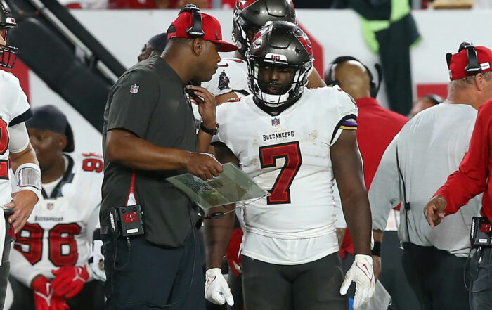 Bucs Oc Byron Leftwich And Rb Leonard Fournette