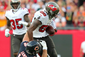 Bucs Olb Barrett Having &Amp;Quot;A Real Big Year&Amp;Quot; 2 Bucs Olb Shaq Barrett