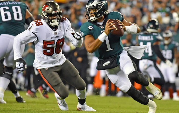 Bucs Olb Shaquil Barrett And Eagles Qb Jalen Hurts