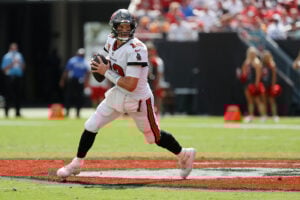 2-Point Conversion: Bucs Offense Just Isn'T Fair 4 Bucs Qb Tom Brady