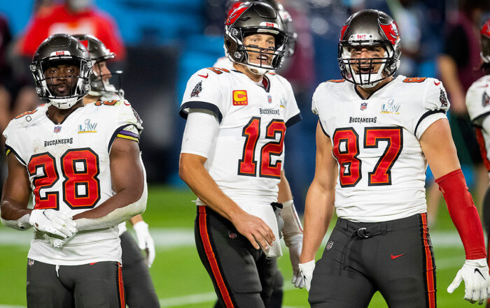 Bucs Rb Leonard Fournette, Qb Tom Brady And Te Rob Gronkowski